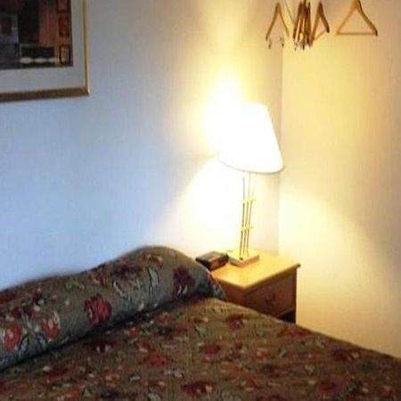 Knights Inn & Suites Seatac Airport Tukwila Luaran gambar